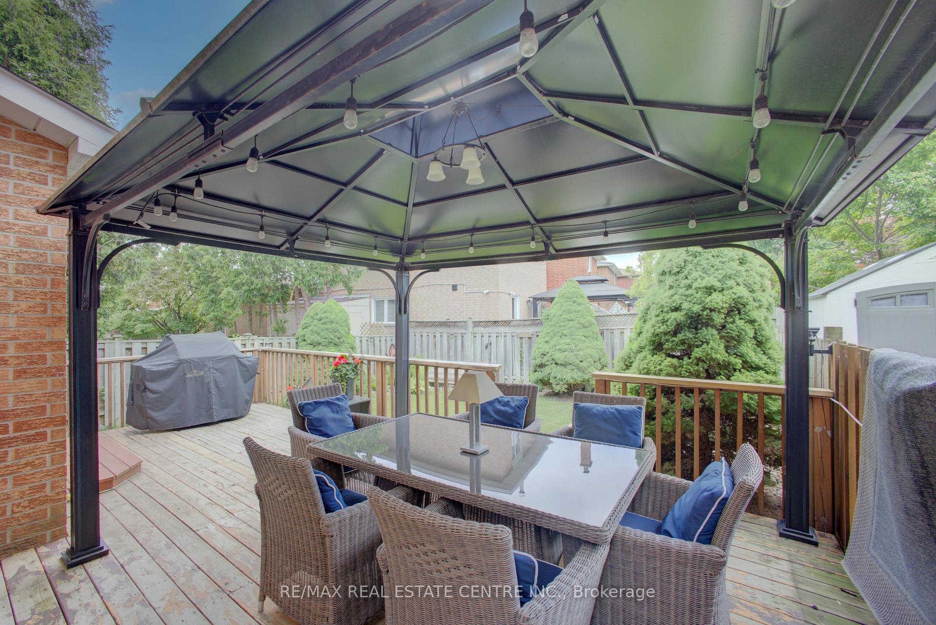 Photo 28 of 57 Ecclestone Drive, Brampton, Brampton West — HOMEH