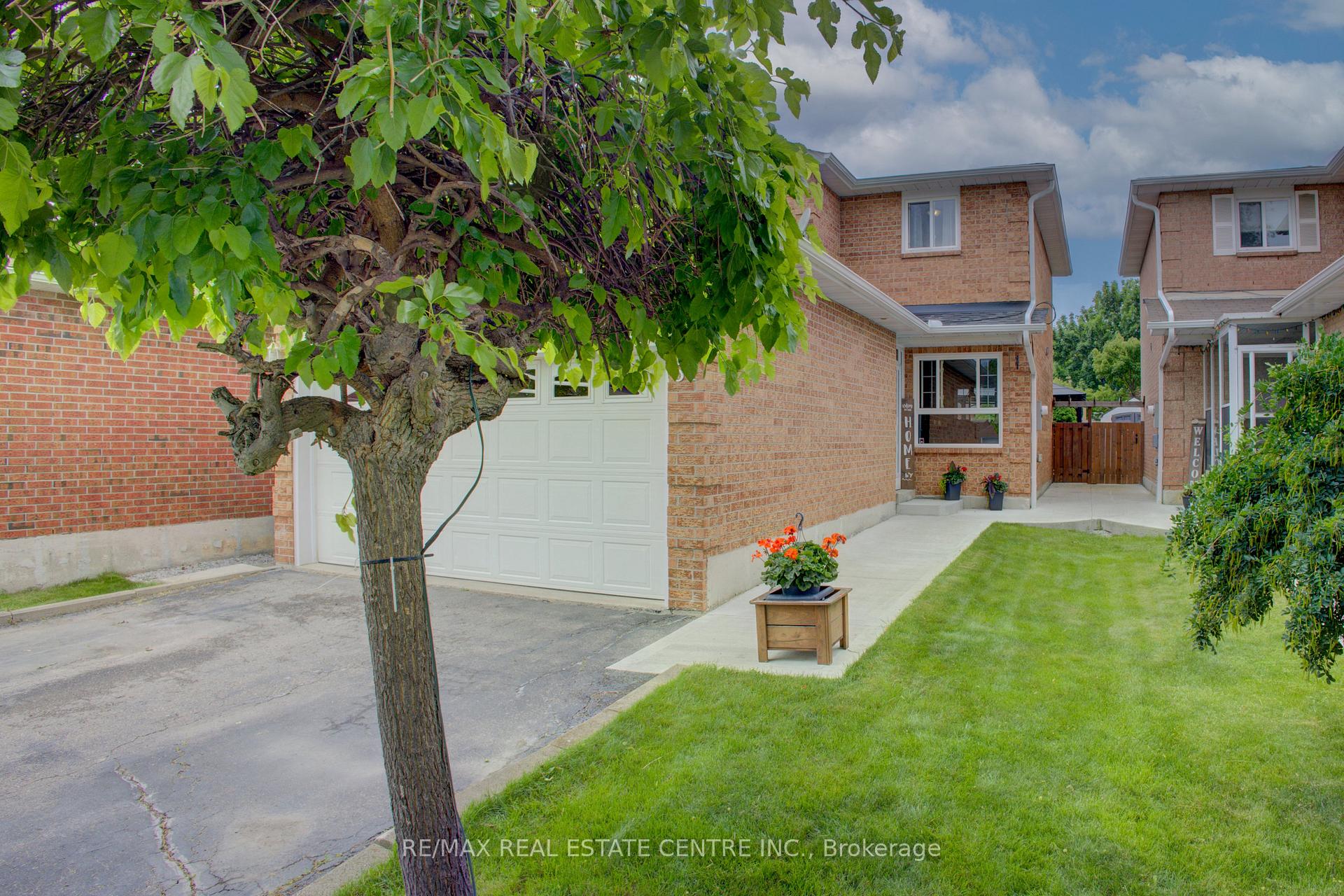 Photo 25 of 57 Ecclestone Drive, Brampton, Brampton West — HOMEH