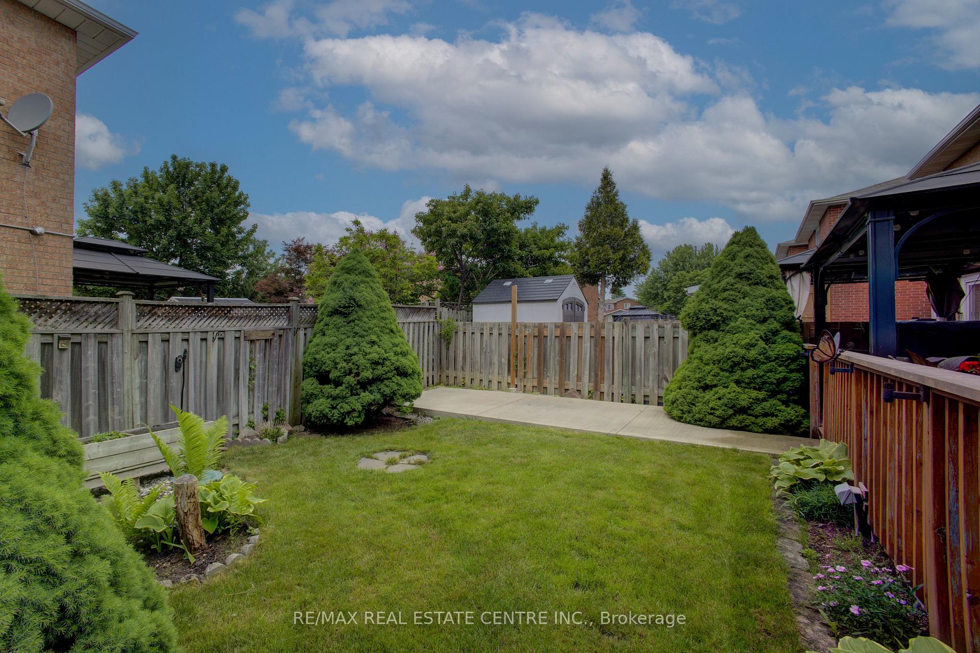 Photo 24 of 57 Ecclestone Drive, Brampton, Brampton West — HOMEH