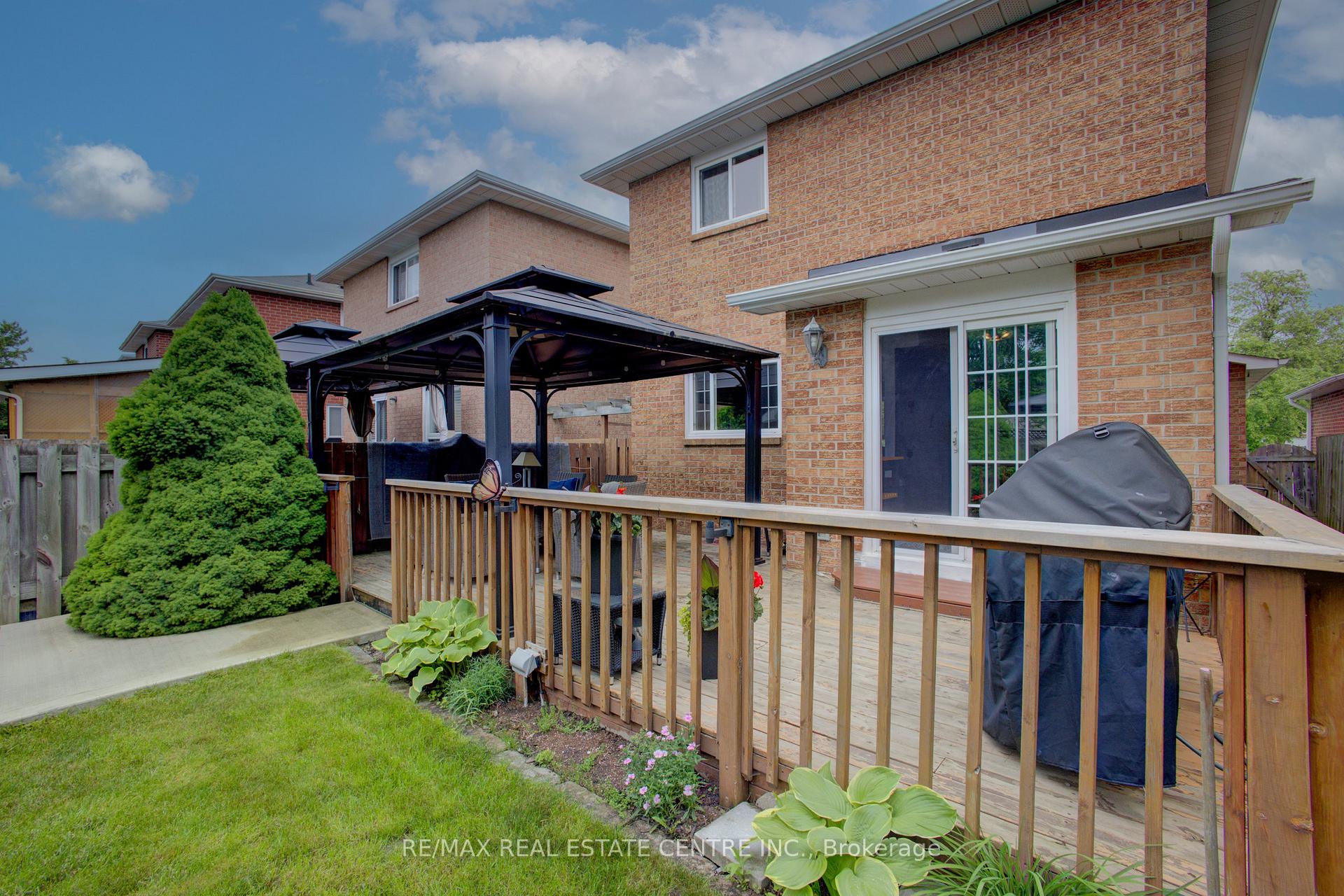 Photo 34 of 57 Ecclestone Drive, Brampton, Brampton West — HOMEH