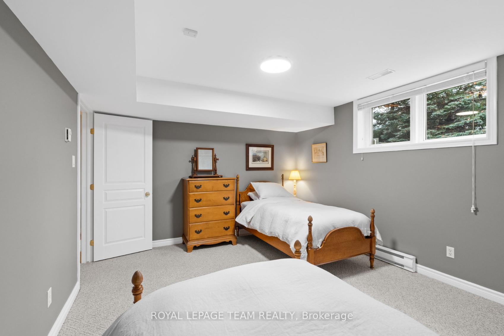 Photo 29 of 6437 Waddion Drive, Ottawa, Greely — HOMEH