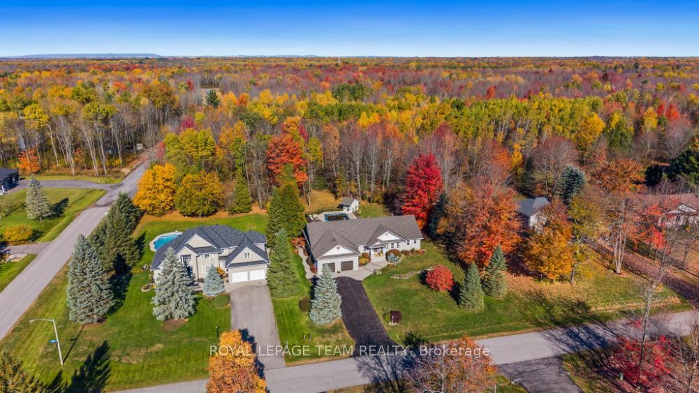 Photo 32 of 6437 Waddion Drive, Ottawa, Greely — HOMEH