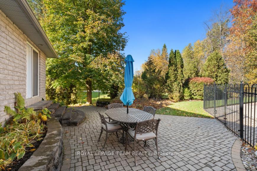 Photo 35 of 6437 Waddion Drive, Ottawa, Greely — HOMEH