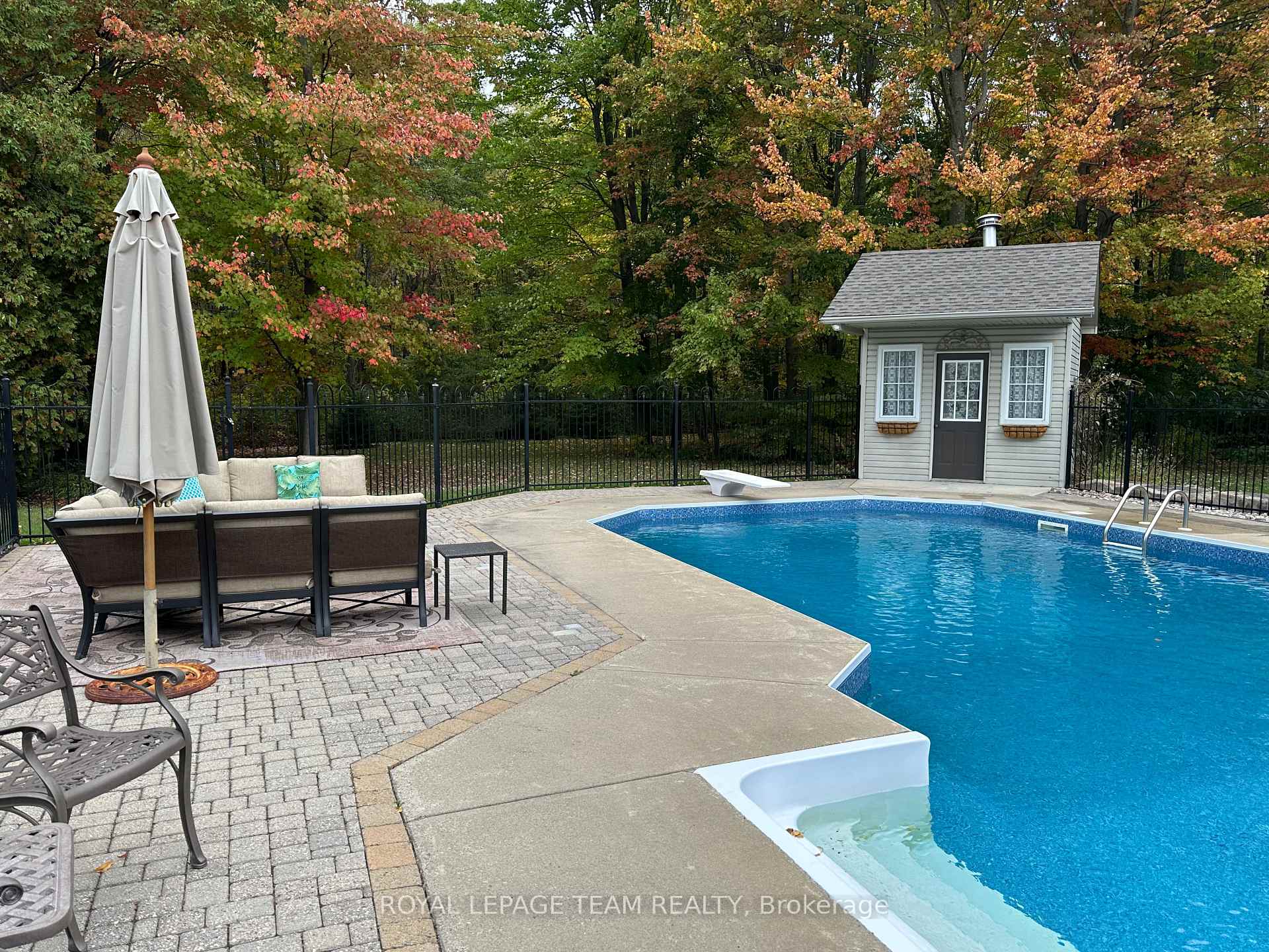 Photo 43 of 6437 Waddion Drive, Ottawa, Greely — HOMEH