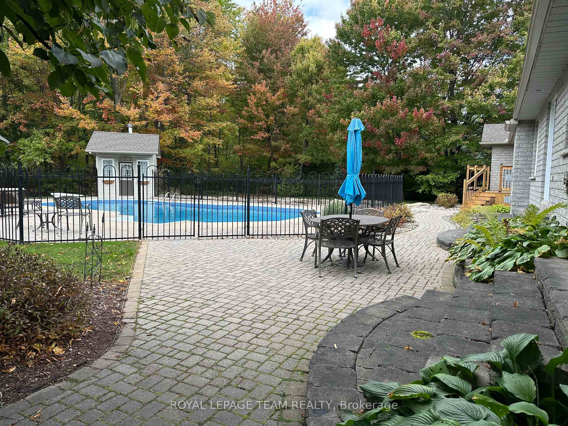 Photo 44 of 6437 Waddion Drive, Ottawa, Greely — HOMEH