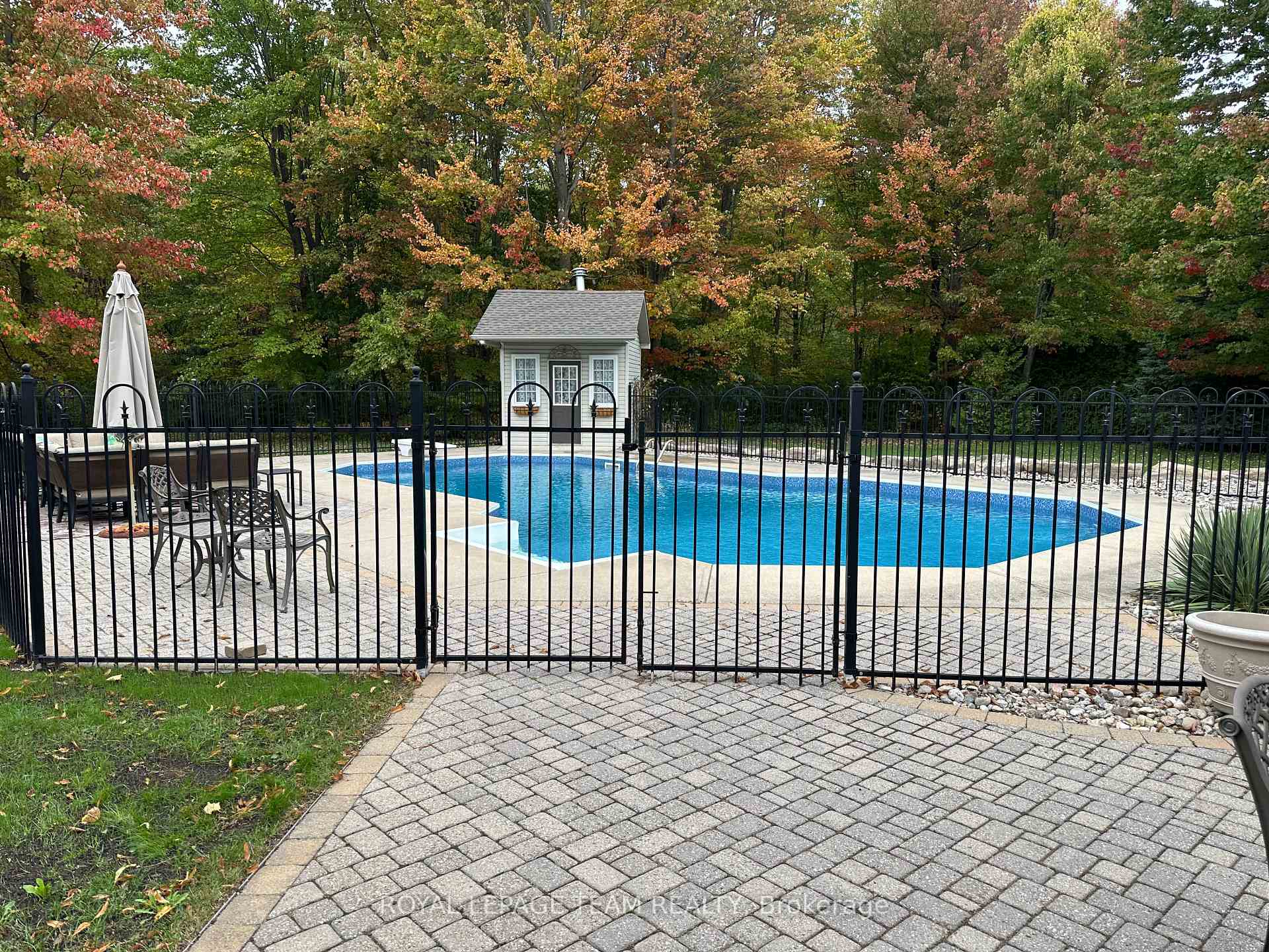 Photo 45 of 6437 Waddion Drive, Ottawa, Greely — HOMEH