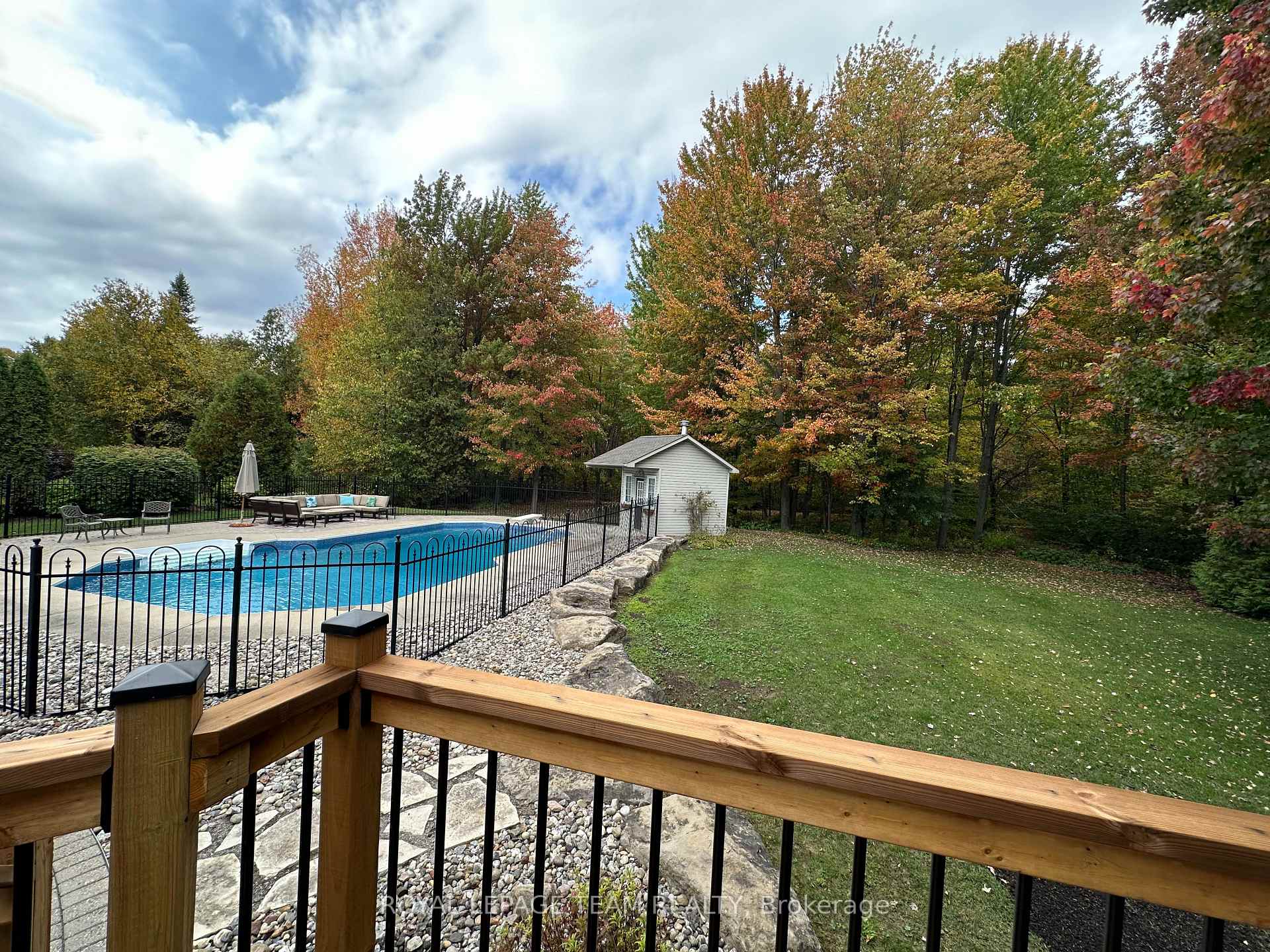 Photo 48 of 6437 Waddion Drive, Ottawa, Greely — HOMEH