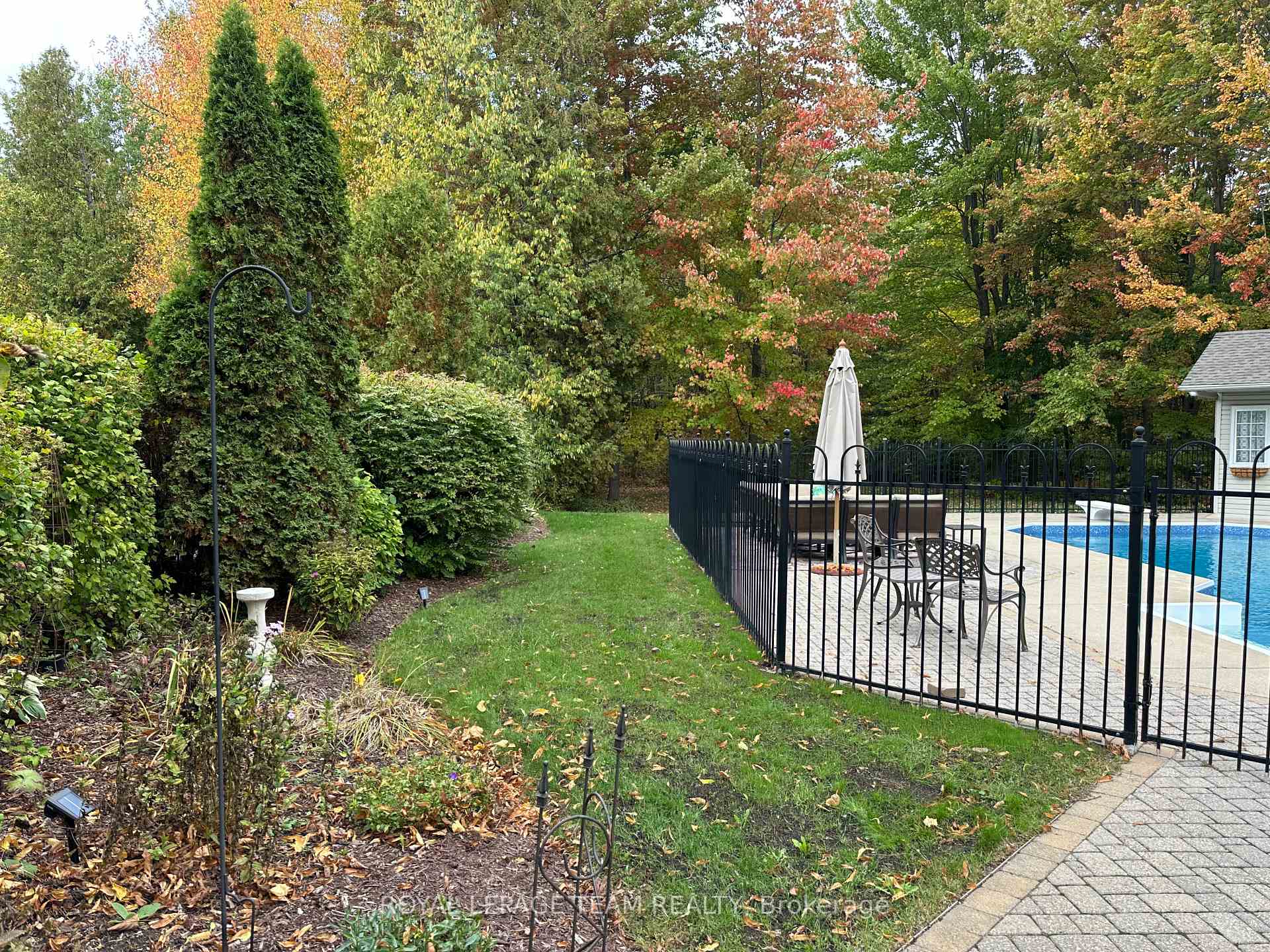 Photo 49 of 6437 Waddion Drive, Ottawa, Greely — HOMEH