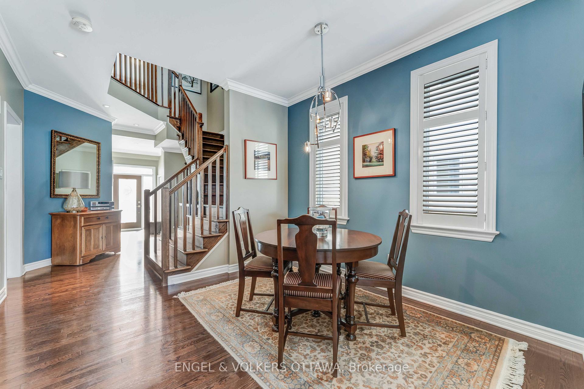 Photo 4 of 717 White Alder Avenue, Ottawa, Blossom Park/Kemp Park/Findlay Creek — HOMEH