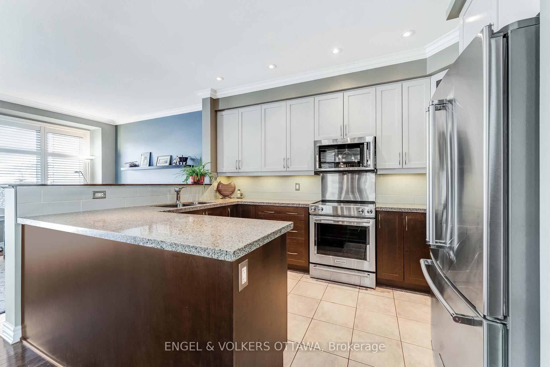 Photo 6 of 717 White Alder Avenue, Ottawa, Blossom Park/Kemp Park/Findlay Creek — HOMEH