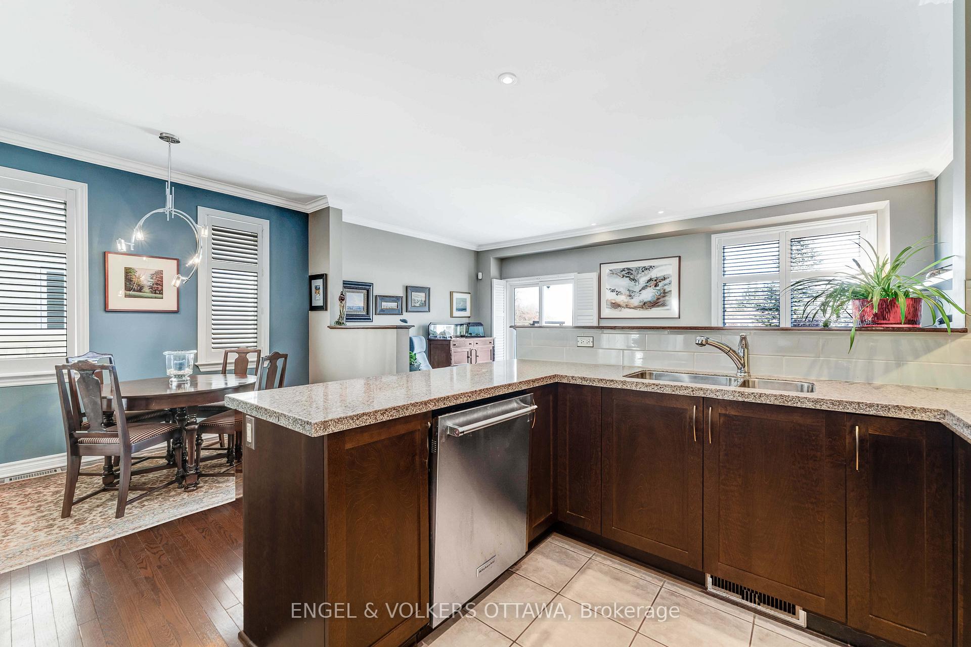 Photo 8 of 717 White Alder Avenue, Ottawa, Blossom Park/Kemp Park/Findlay Creek — HOMEH