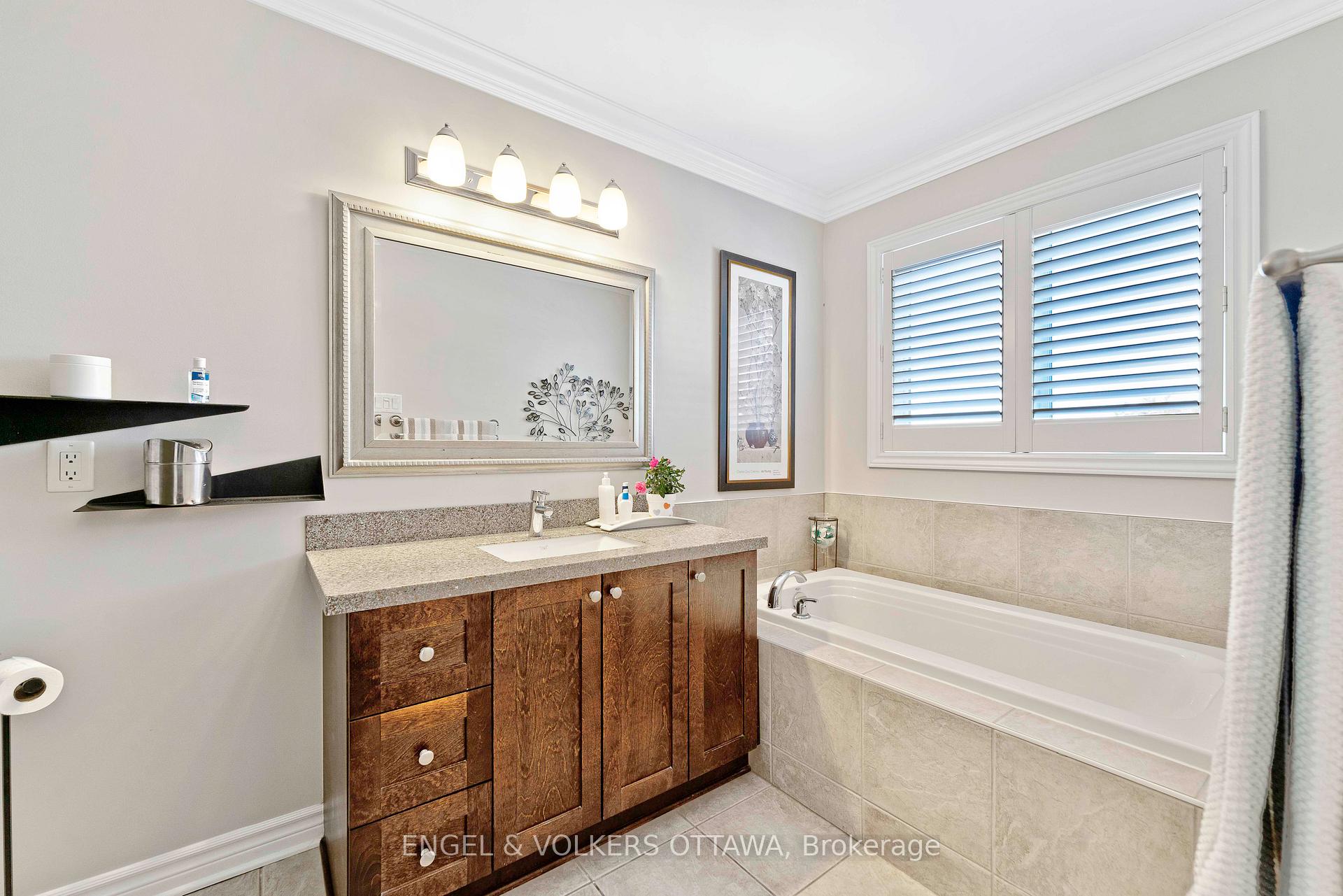 Photo 18 of 717 White Alder Avenue, Ottawa, Blossom Park/Kemp Park/Findlay Creek — HOMEH