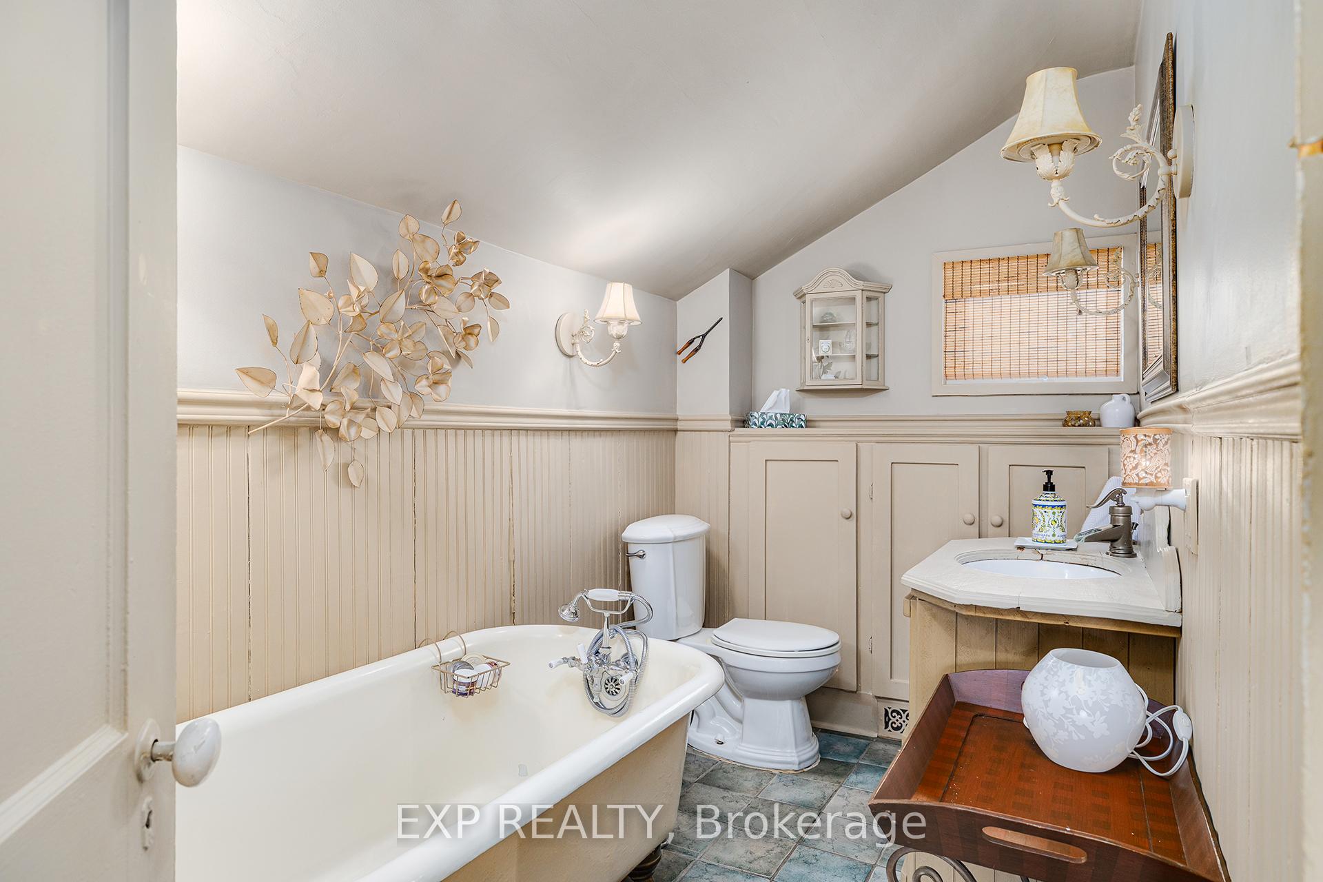 Photo 22 of 2 Arnold Street, Brant, Paris — HOMEH