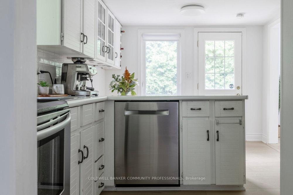 Photo 15 of 2079 Maria Street, Burlington, Brant — HOMEH
