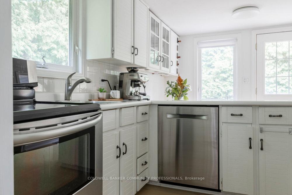 Photo 16 of 2079 Maria Street, Burlington, Brant — HOMEH