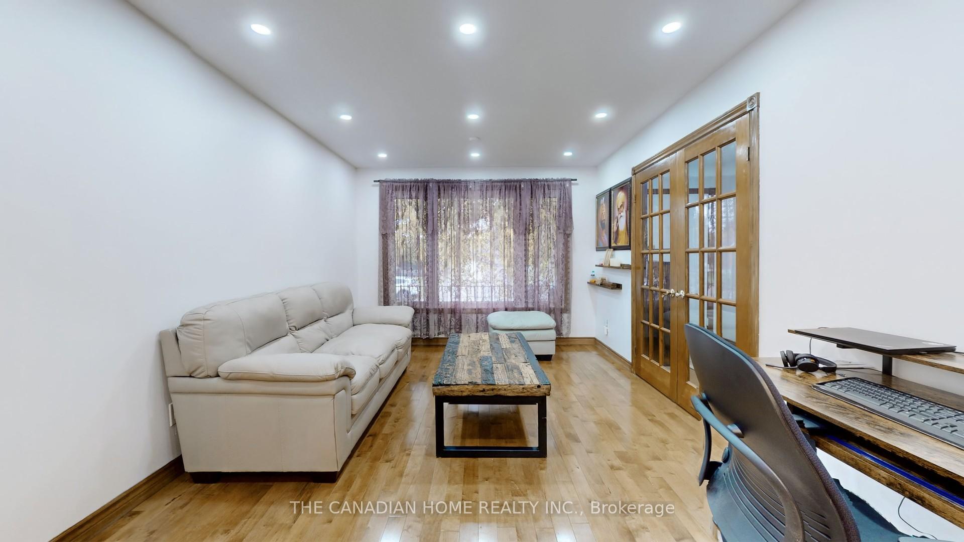 Photo 7 of 5 Princess Boulevard, Grimsby, Grimsby Beach — HOMEH