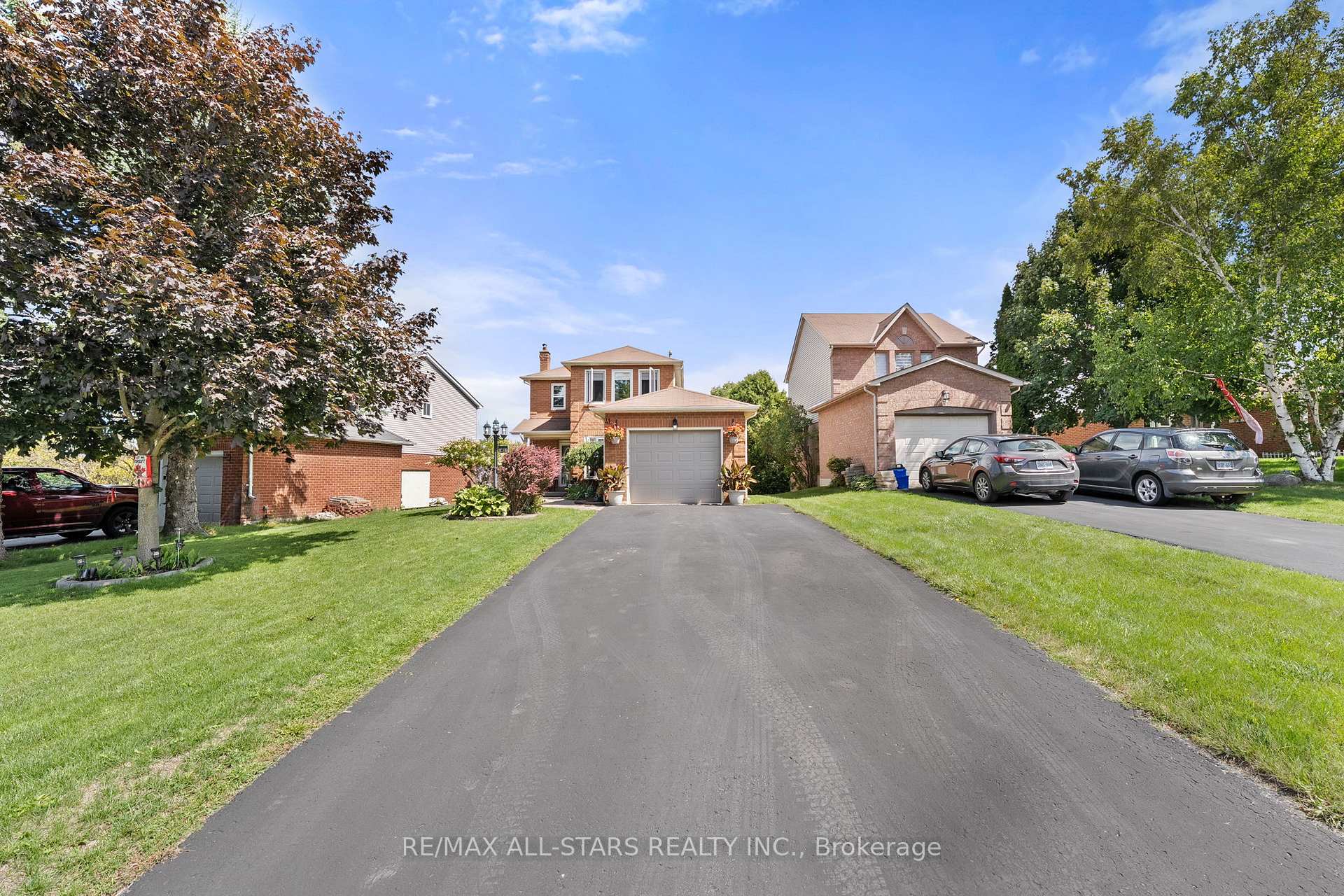 Photo 3 of 41 Sherie Drive, Georgina, Keswick North — HOMEH