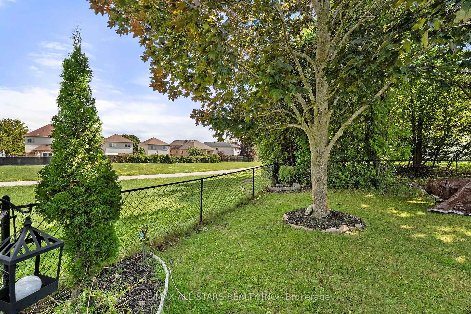 Photo 37 of 41 Sherie Drive, Georgina, Keswick North — HOMEH