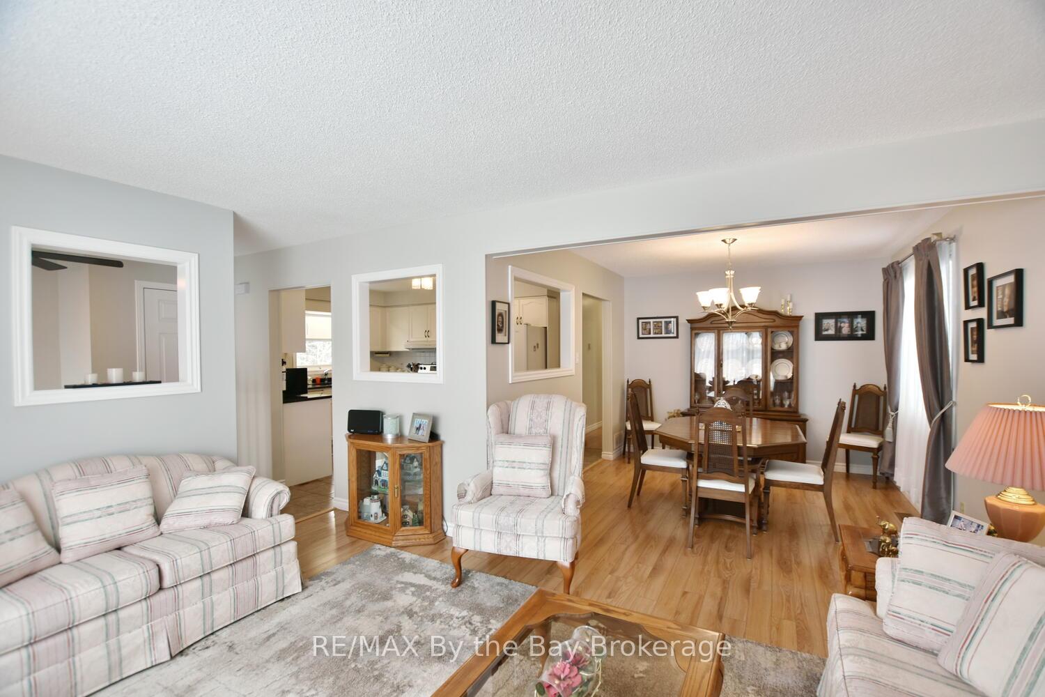 Photo 15 of 223 Oak Street, Clearview, Stayner — HOMEH