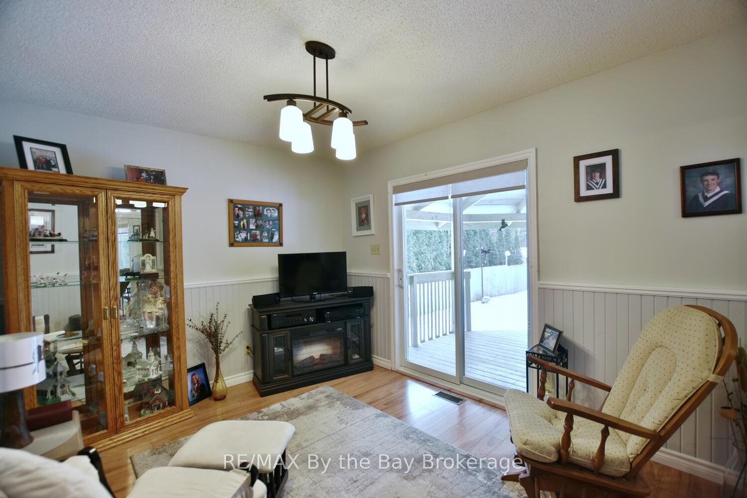 Photo 21 of 223 Oak Street, Clearview, Stayner — HOMEH