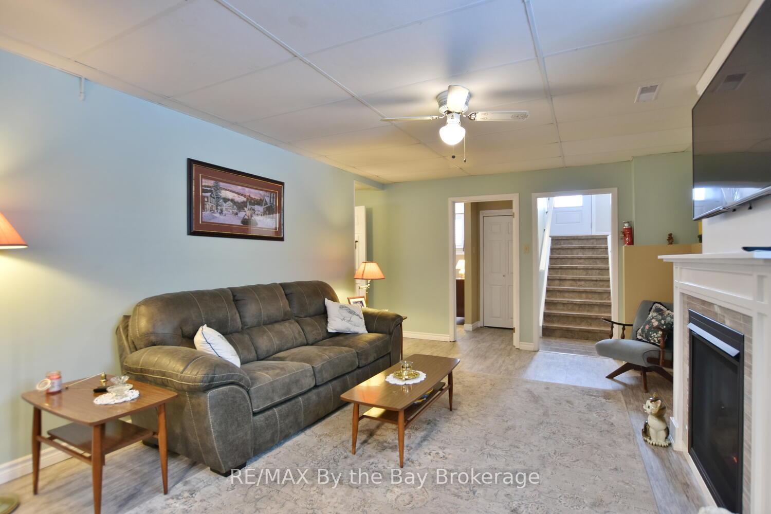 Photo 26 of 223 Oak Street, Clearview, Stayner — HOMEH