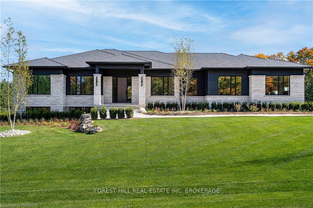 Front of 147 Blue Jay Crescent