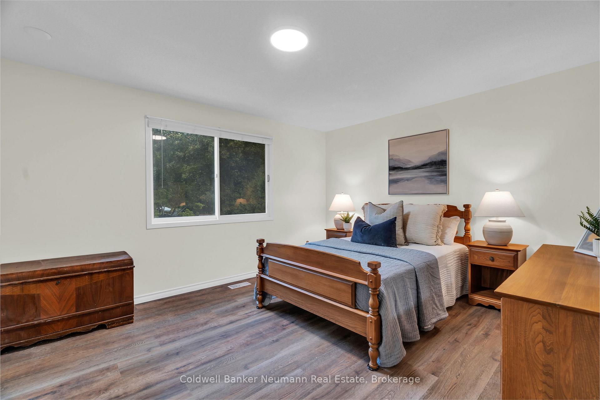 Photo 14 of 2 Lisa Lane, Guelph, Willow West/Sugarbush/West Acres — HOMEH