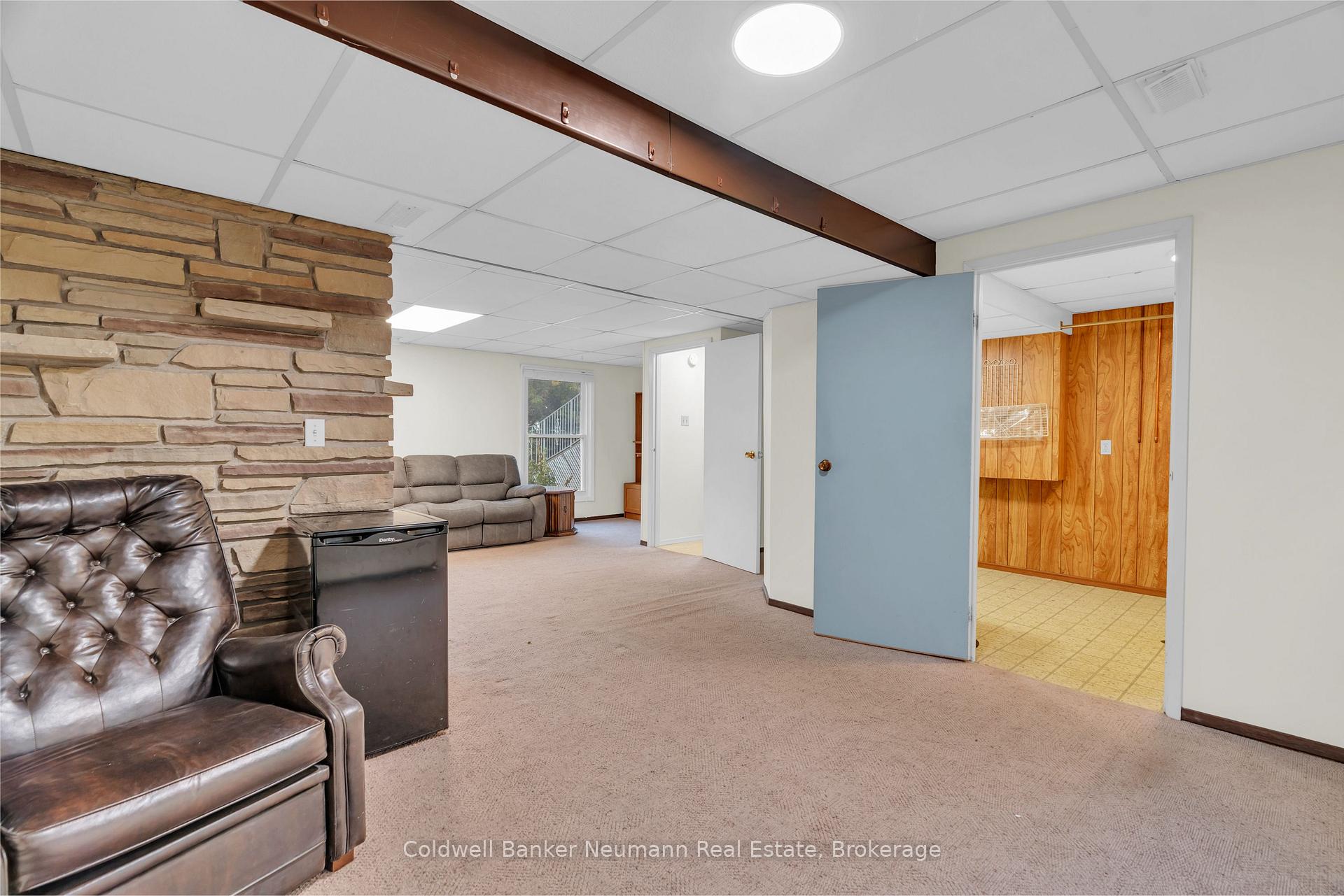 Photo 19 of 2 Lisa Lane, Guelph, Willow West/Sugarbush/West Acres — HOMEH