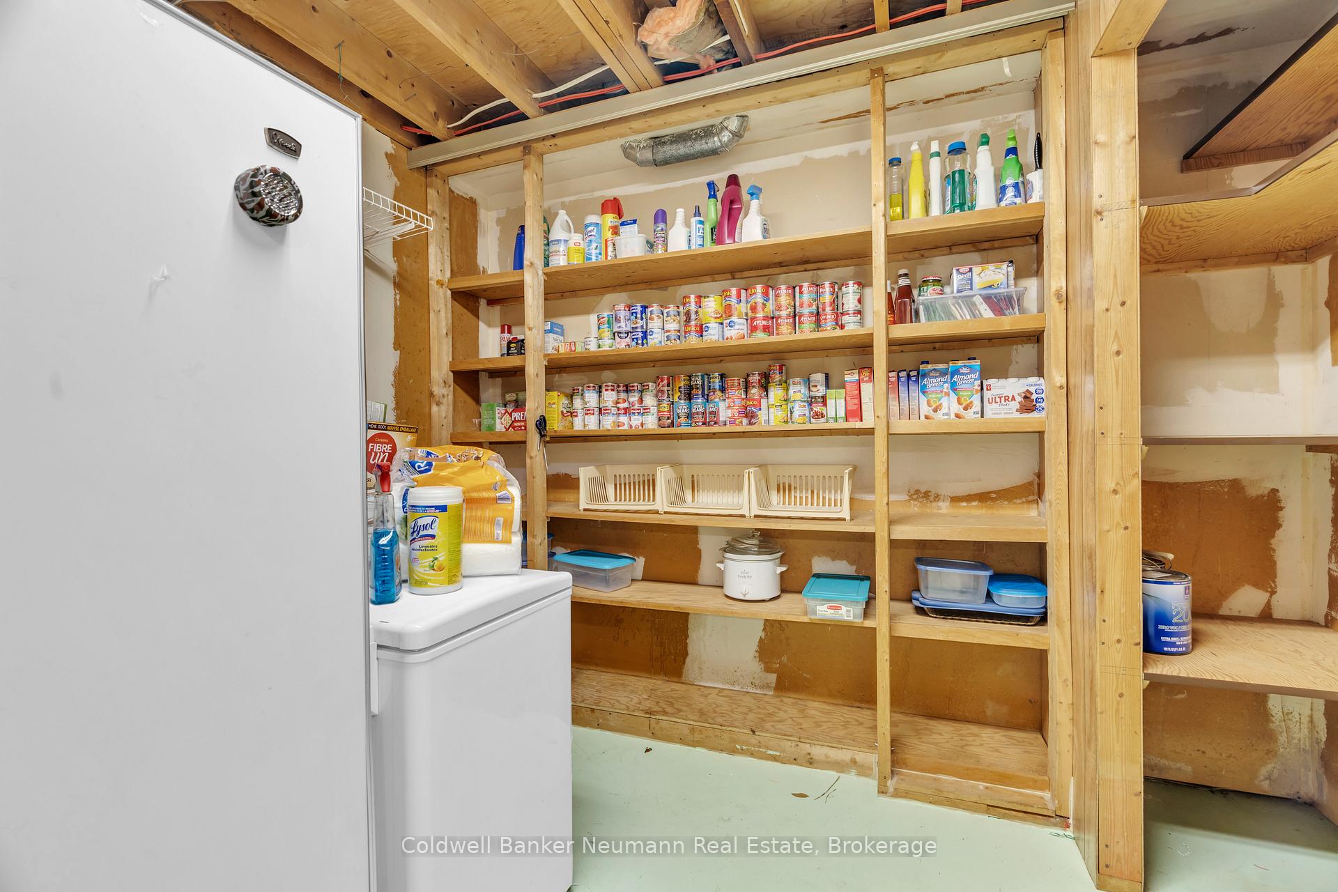 Photo 23 of 2 Lisa Lane, Guelph, Willow West/Sugarbush/West Acres — HOMEH