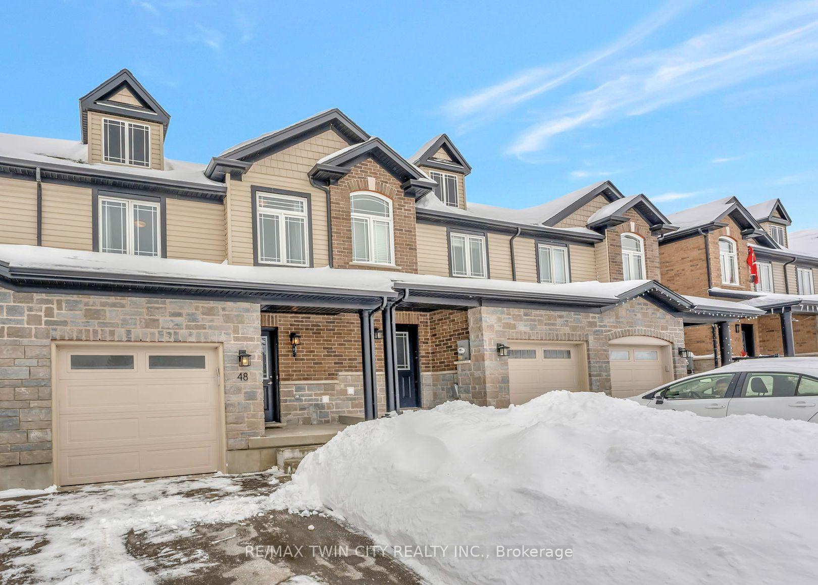 Photo 2 of 48 Bawcutt Crescent, Brant, Paris — HOMEH