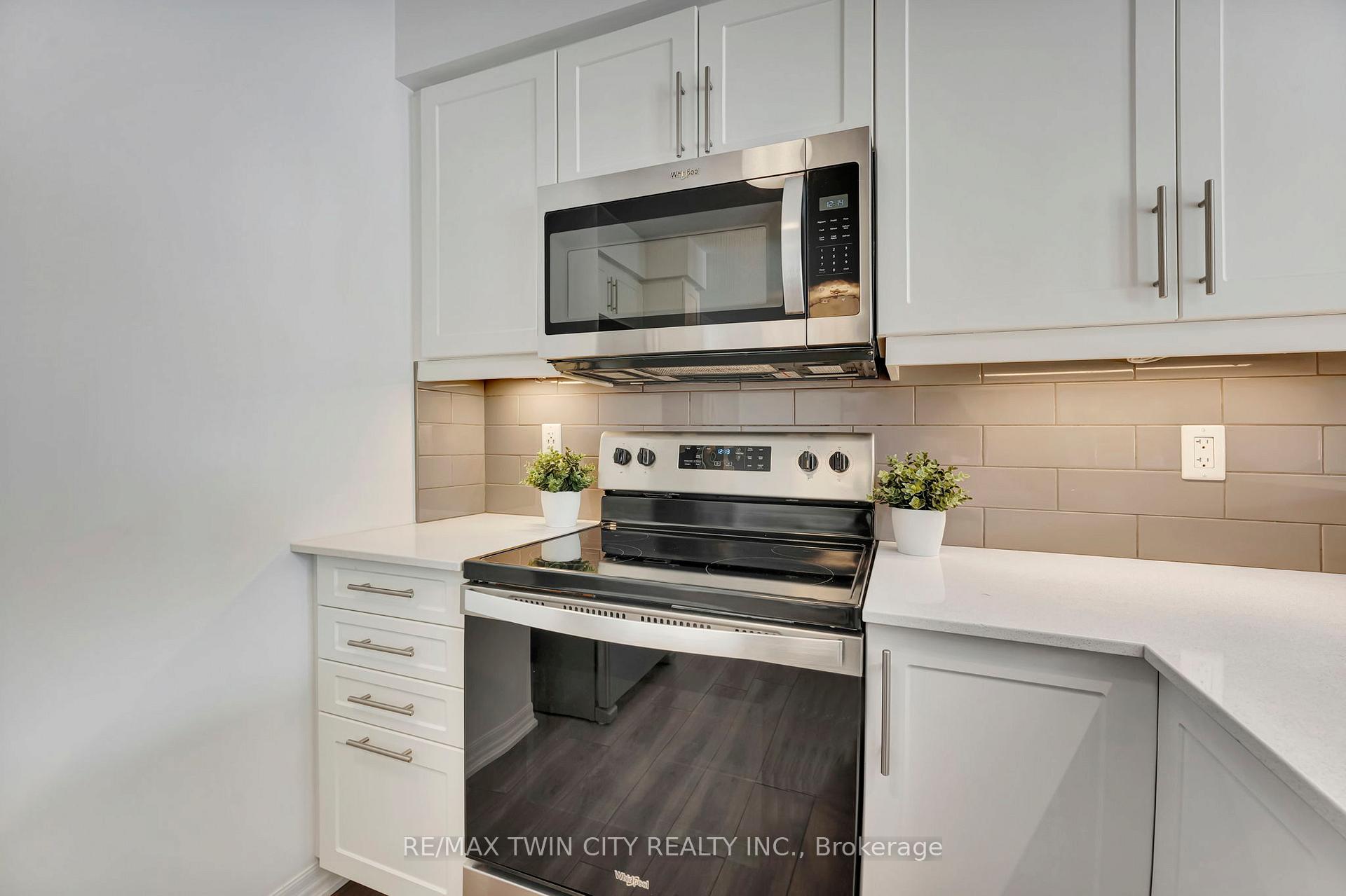 Photo 12 of 48 Bawcutt Crescent, Brant, Paris — HOMEH