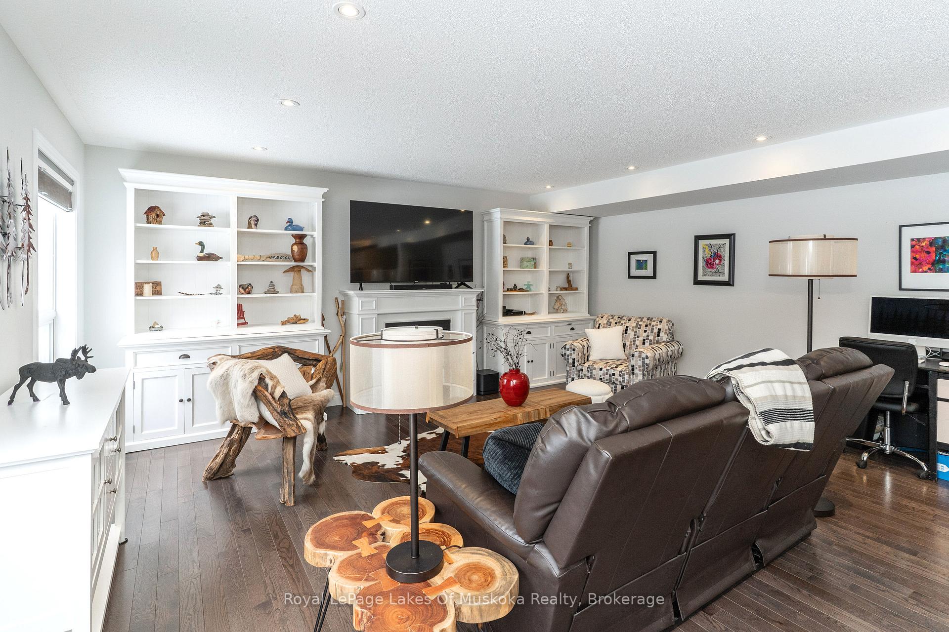 Photo 7 of 320 Pine Street E, Gravenhurst, Muskoka (S) — HOMEH