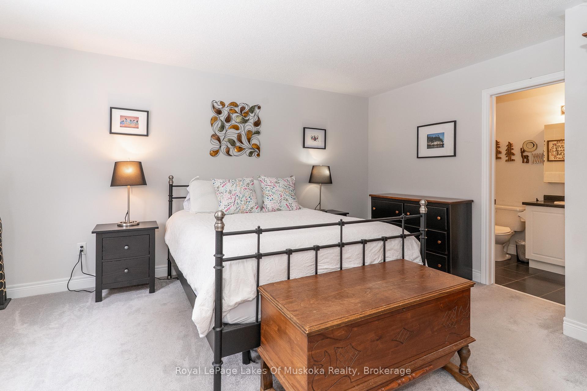 Photo 21 of 320 Pine Street E, Gravenhurst, Muskoka (S) — HOMEH