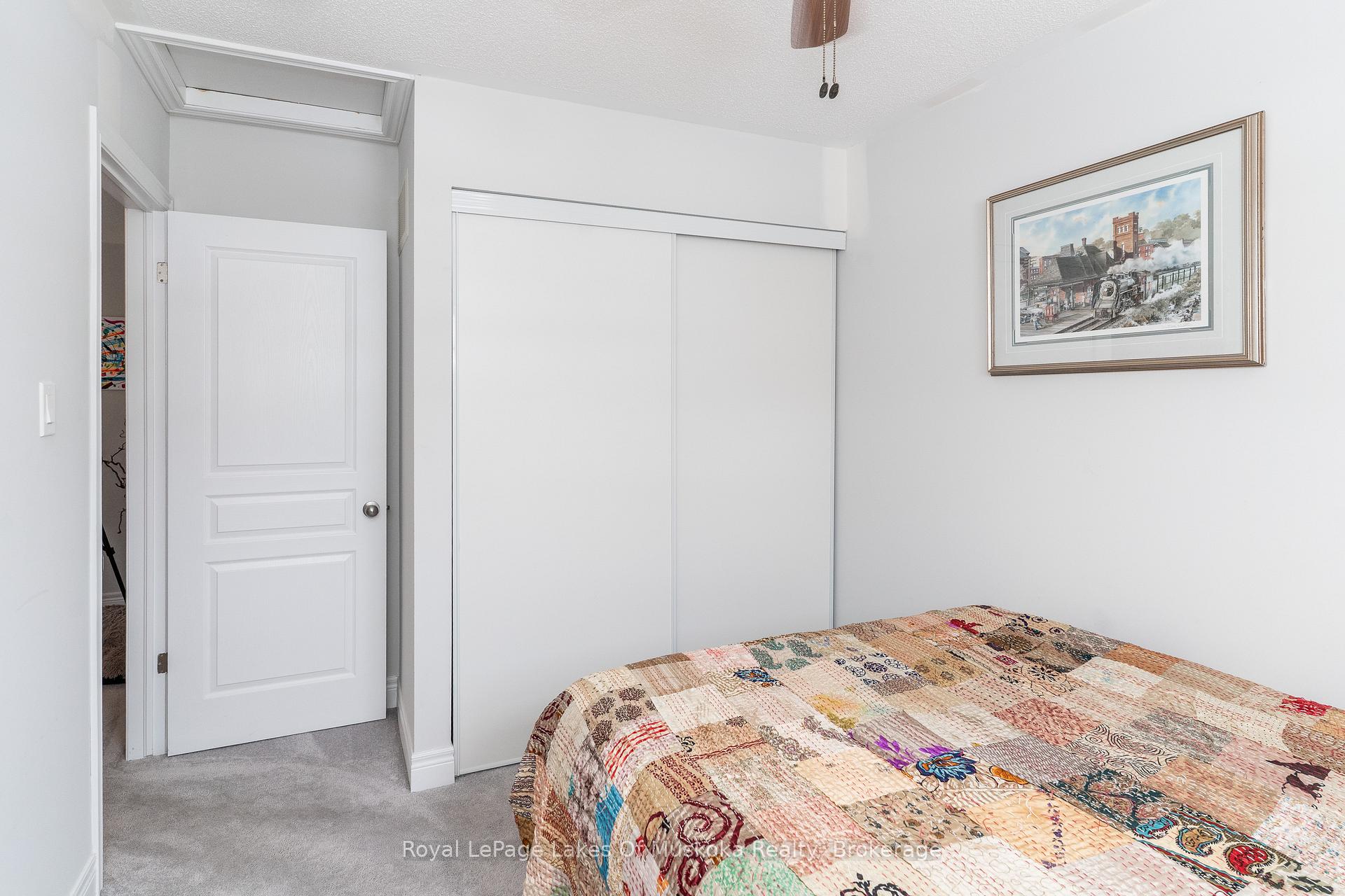Photo 33 of 320 Pine Street E, Gravenhurst, Muskoka (S) — HOMEH