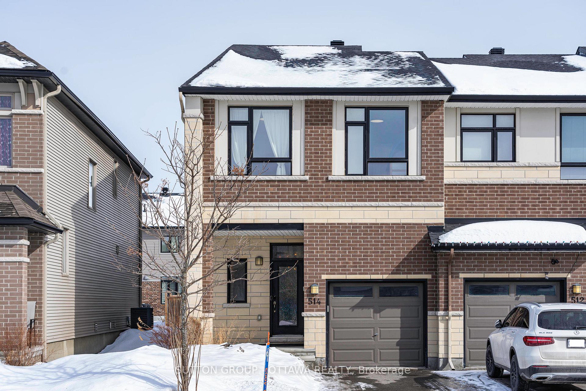 Photo 2 of 514 Earnscliffe Grove, Ottawa, Riverside South/Gloucester Glen — HOMEH