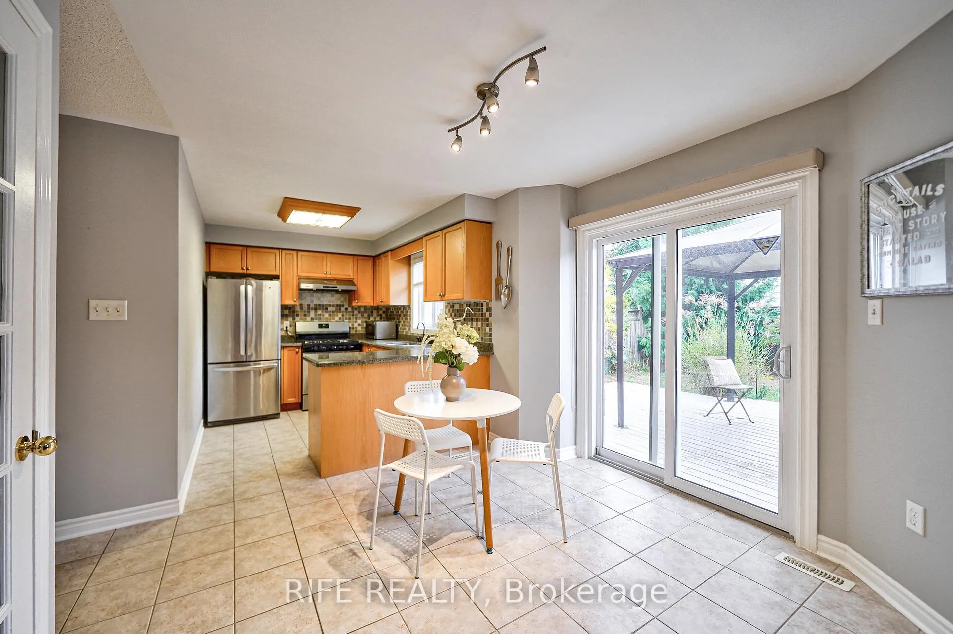 Photo 6 of 51 Kraus Road, Barrie, Edgehill Drive — HOMEH
