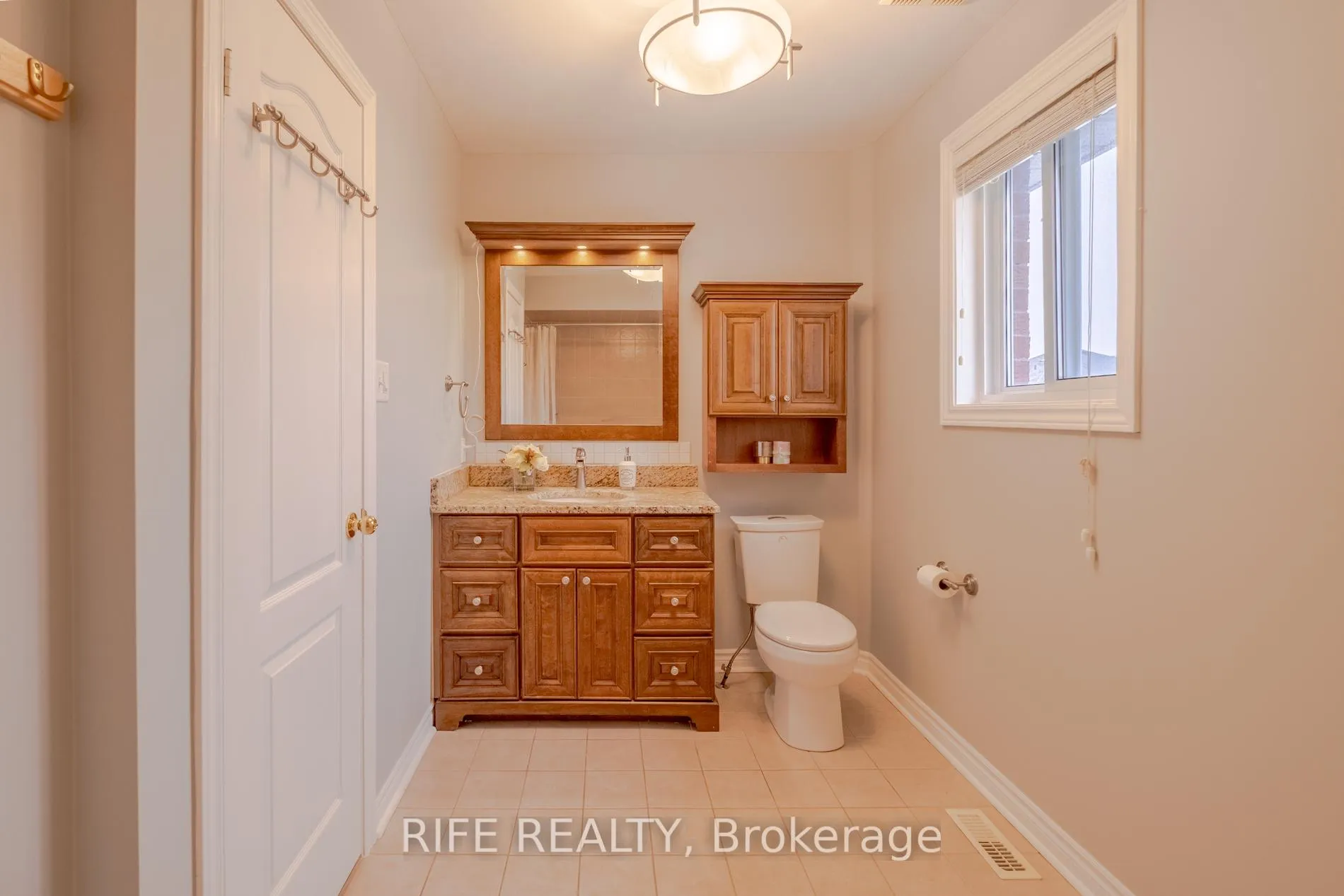 Photo 18 of 51 Kraus Road, Barrie, Edgehill Drive — HOMEH