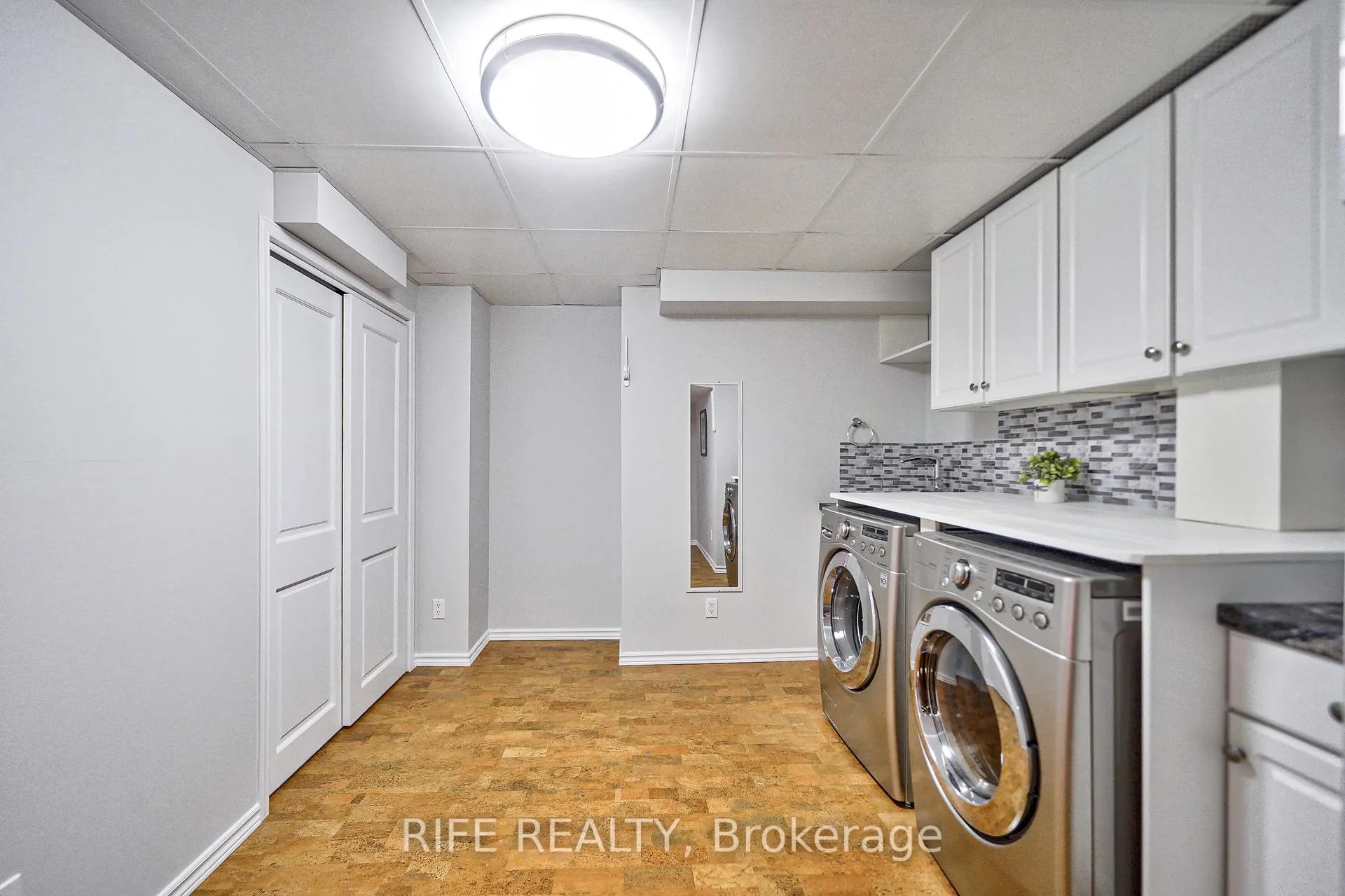 Photo 20 of 51 Kraus Road, Barrie, Edgehill Drive — HOMEH
