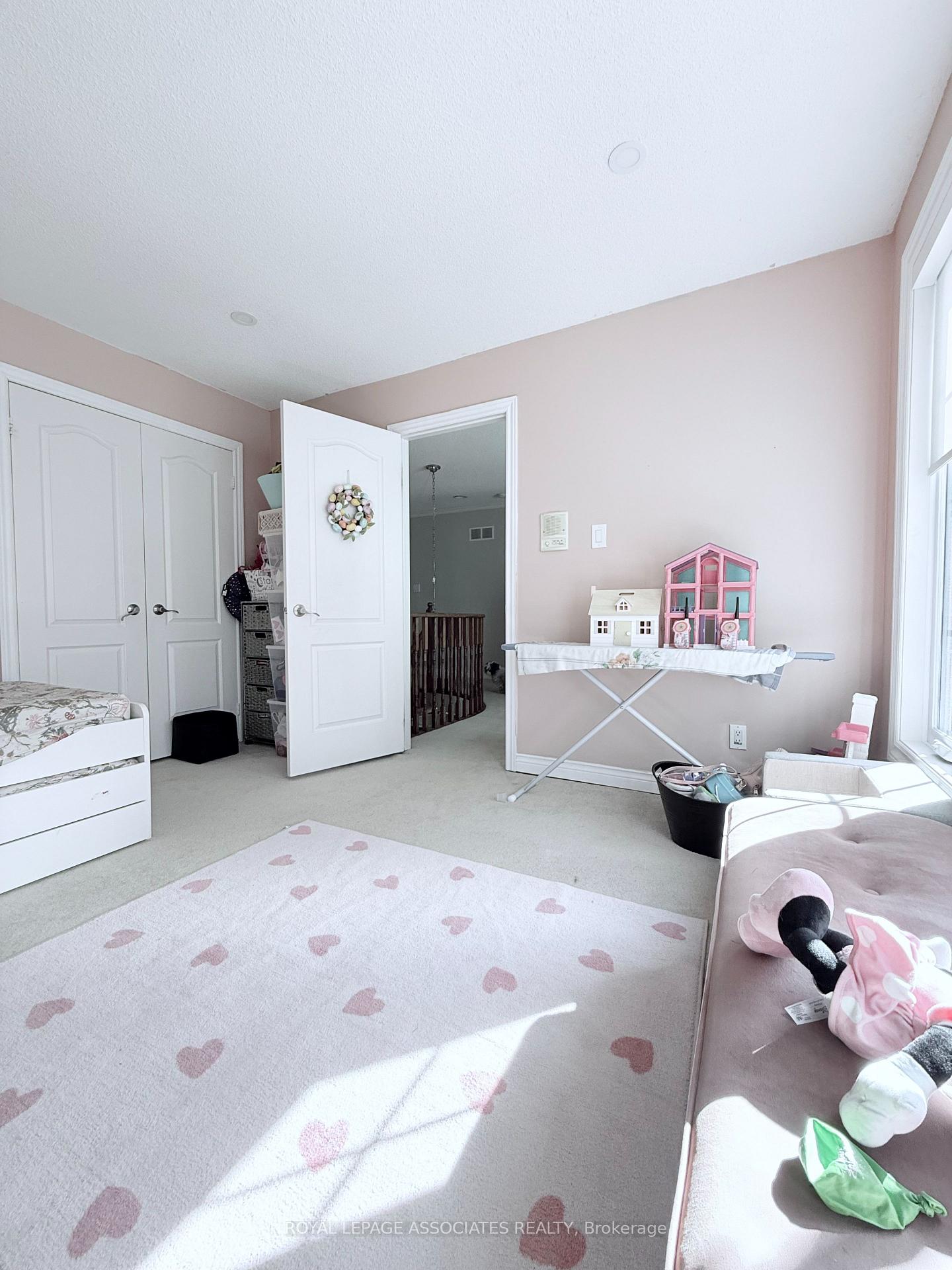 Photo 3 of Unit Main, 17 Leeward Drive, Brampton, Westgate — HOMEH
