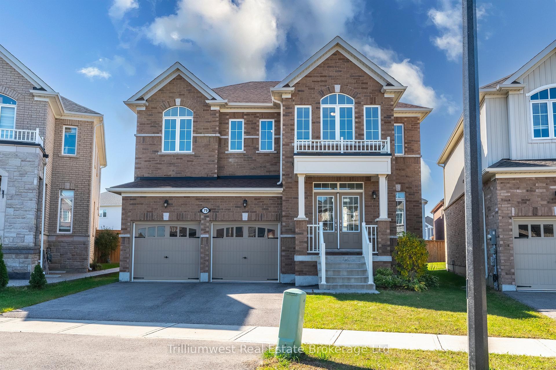 Photo 1 of 79 Barlow Place, Brant, Paris — HOMEH