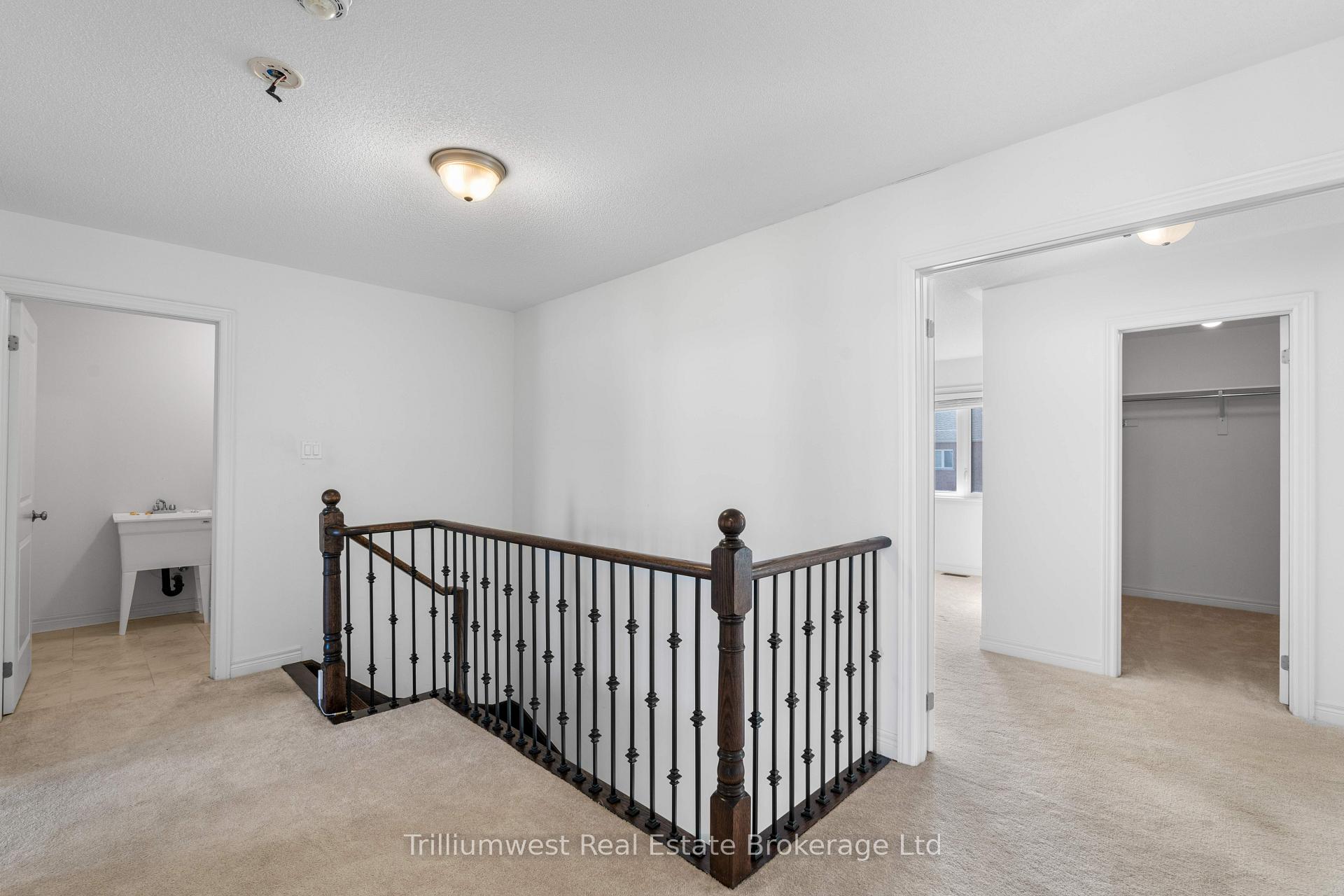 Photo 24 of 79 Barlow Place, Brant, Paris — HOMEH