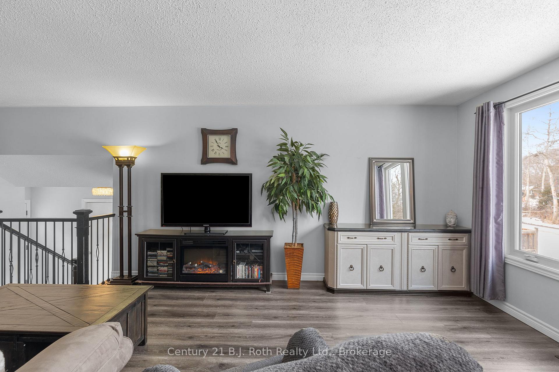 Photo 8 of 255 Huron Street, Clearview, Stayner — HOMEH