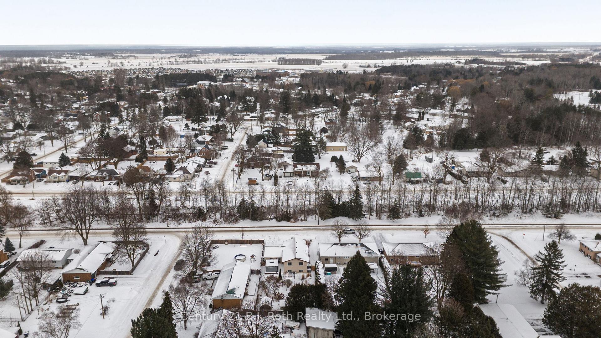 Photo 32 of 255 Huron Street, Clearview, Stayner — HOMEH