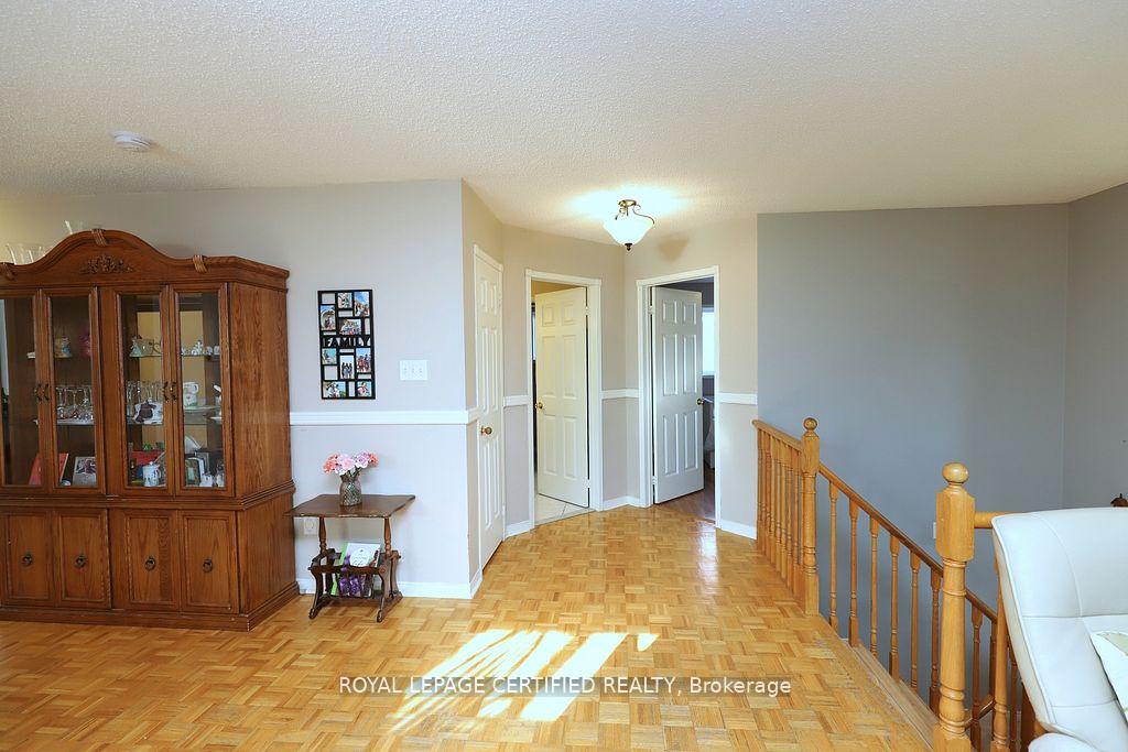 Photo 8 of 95 Vintage Gate, Brampton, Fletcher's Creek Village — HOMEH