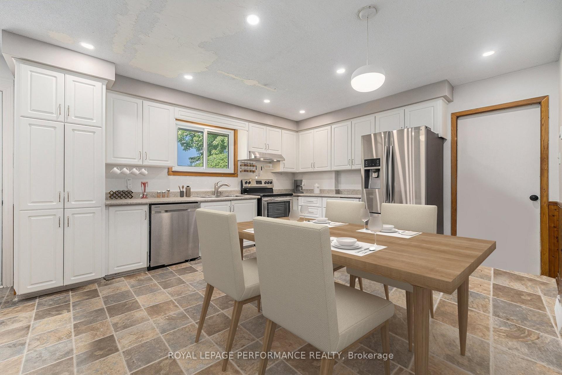 Photo 10 of 542 Lynwood Drive, Cornwall — HOMEH