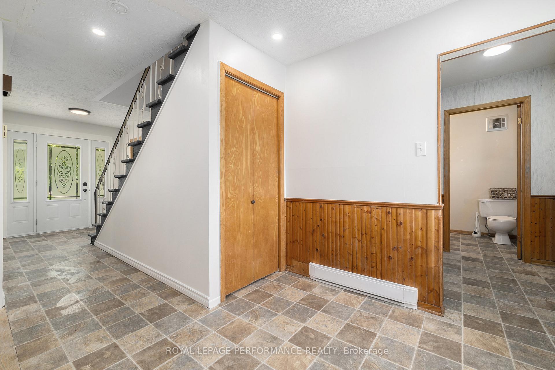 Photo 14 of 542 Lynwood Drive, Cornwall — HOMEH