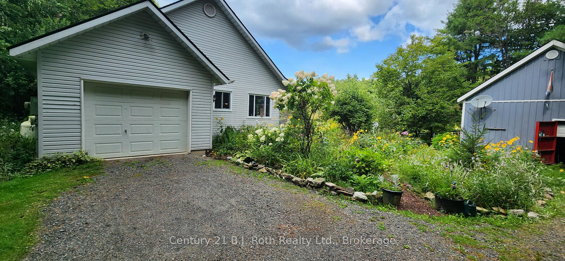 Photo 2 of 1175 Silver Lake Road, Gravenhurst, Muskoka (S) — HOMEH