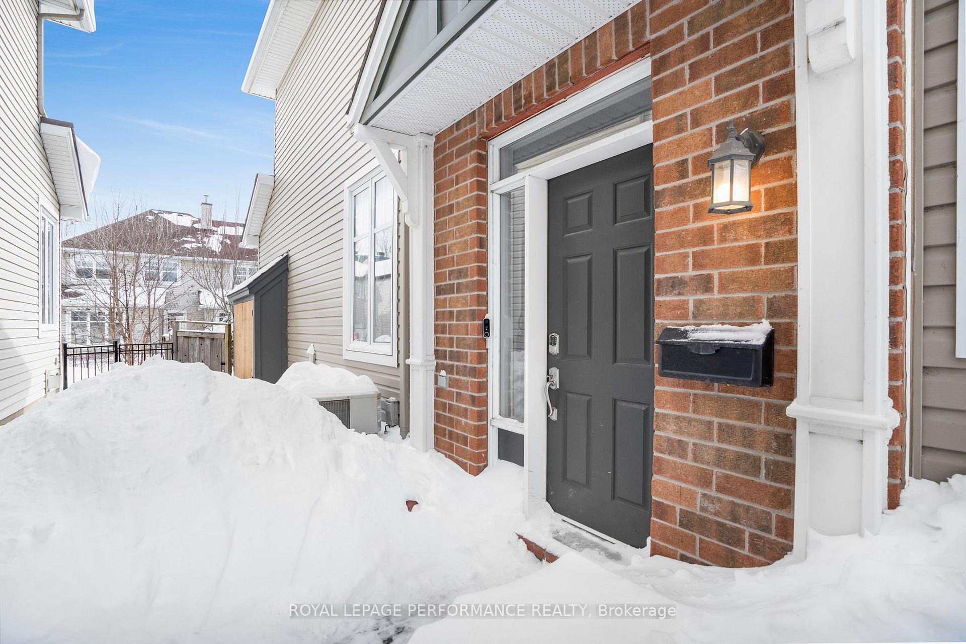 Photo 4 of 465 Cache Bay Crescent, Ottawa, Blossom Park/Kemp Park/Findlay Creek — HOMEH