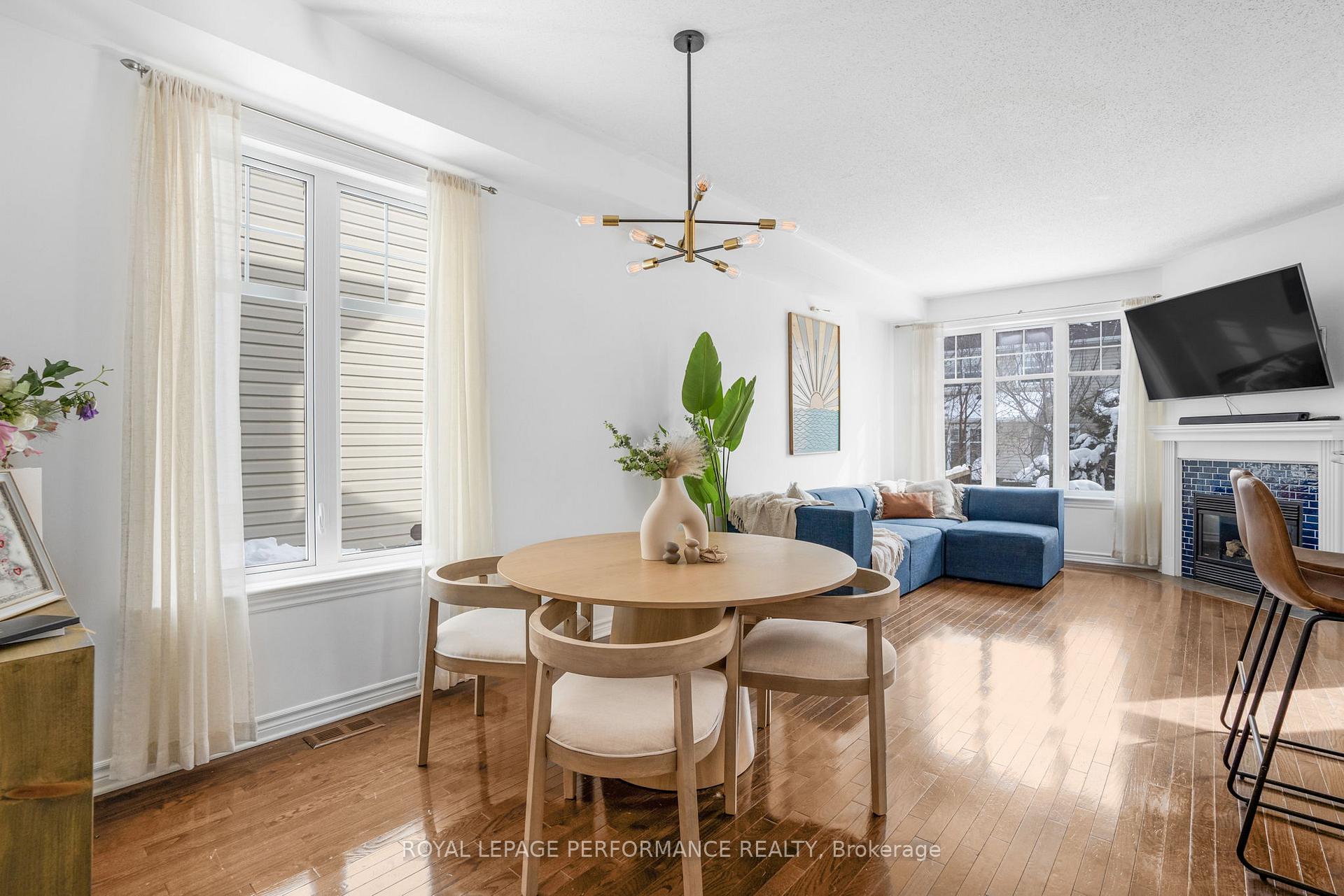 Photo 6 of 465 Cache Bay Crescent, Ottawa, Blossom Park/Kemp Park/Findlay Creek — HOMEH