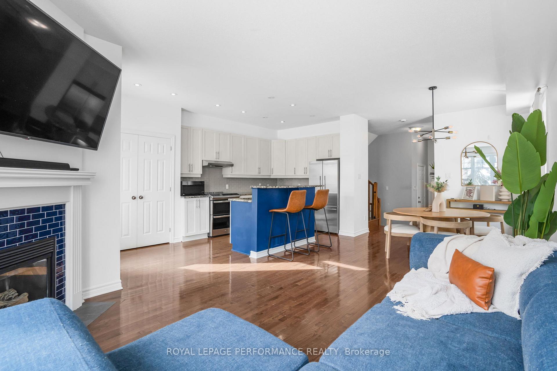 Photo 10 of 465 Cache Bay Crescent, Ottawa, Blossom Park/Kemp Park/Findlay Creek — HOMEH